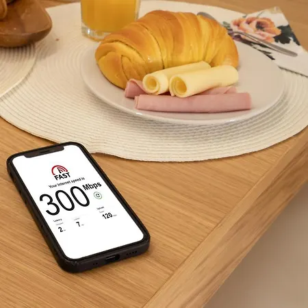 Апартаменты Host Wise - Homely Noble Flats - Garden & Jacuzzi