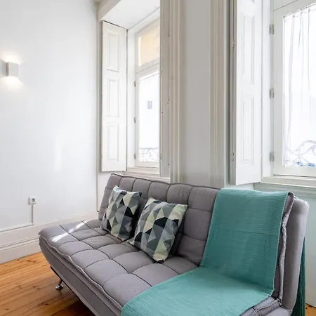 아파트 Host Wise - Homely Noble Flats - Garden & Jacuzzi *