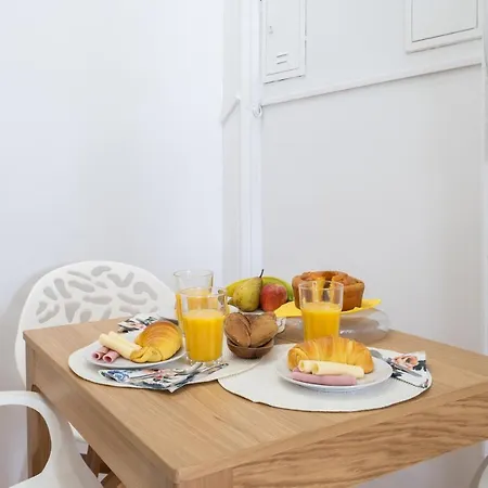 Host Wise - Homely Noble Flats - Garden & Jacuzzi 포르투