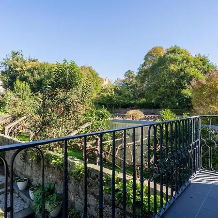Apartment Host Wise - Homely Noble Flats - Garden & Jacuzzi Porto