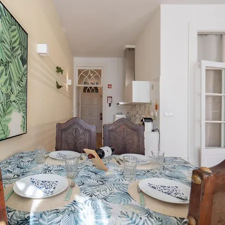 Host Wise - Homely Noble Flats - Garden & Jacuzzi Porto