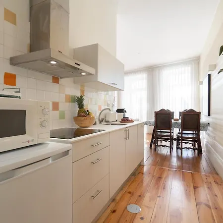 Host Wise - Homely Noble Flats - Garden & Jacuzzi 公寓 *