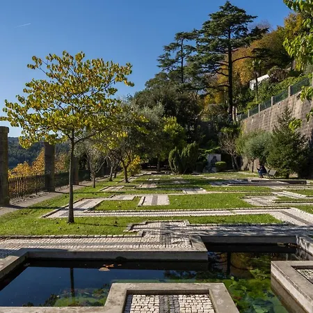 Host Wise - Homely Noble Flats - Garden & Jacuzzi
