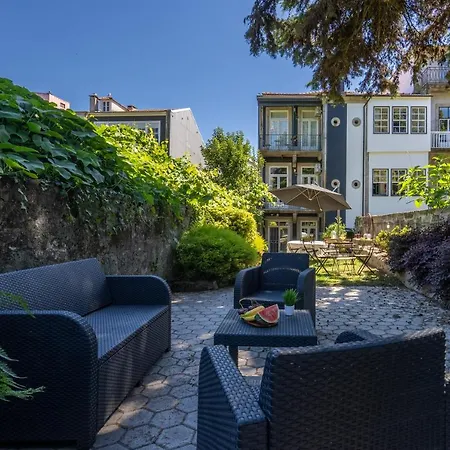 Apartment Host Wise - Homely Noble Flats - Garden & Jacuzzi Porto