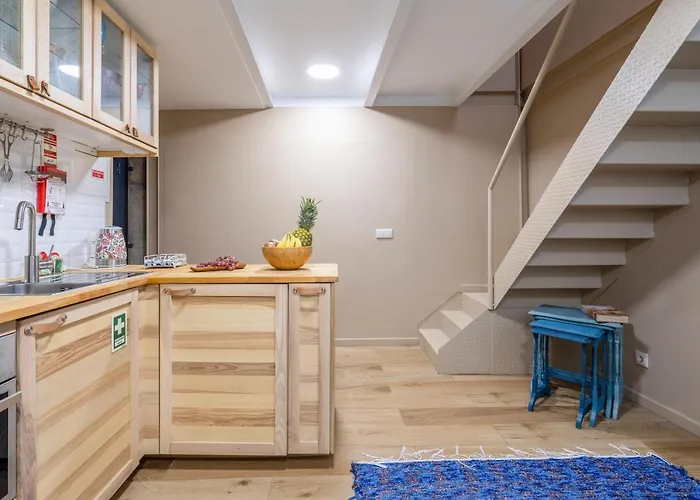 Host Wise - Homely Noble Flats - Garden & Jacuzzi Апартаменты Порту