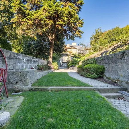 Apartamento Host Wise - Homely Noble Flats - Garden & Jacuzzi