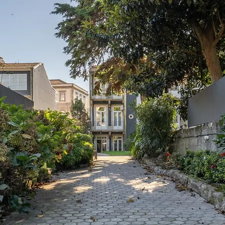 Host Wise - Homely Noble Flats - Garden & Jacuzzi Apartamento Porto