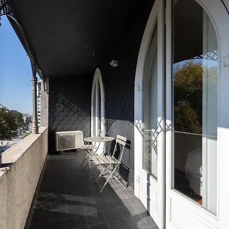 Host Wise - Homely Noble Flats - Garden & Jacuzzi Apartament Porto