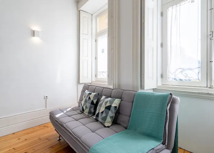 דירה Host Wise - Homely Noble Flats - Garden & Jacuzzi *